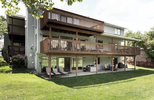 Sandy House | Tranquil 2BR Home - Walkout Basement by Cottonwood Canyons with Creek