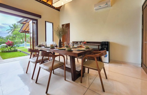 Melayang Villa | Tranquil, 2BR Villa with Pool & Jacuzzi Near Ubud
