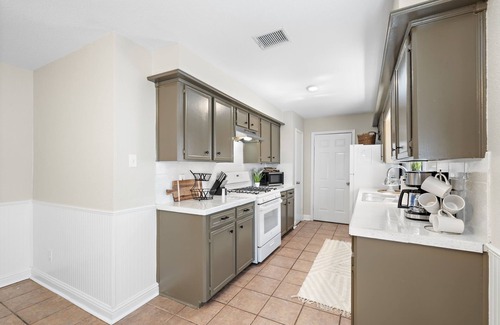 La Porte House | Tranquil 3-Bed Home, 3 Mins to Sylvan Beach Fun!