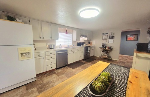 Baker City House | Tranquil 3 Bedroom, 2 Bath Home Near Scenic River Walk!