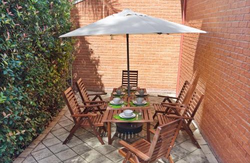 Wollongong West House | Tranquil 3br Thome W Spa Bath, Bbq & Ev Parking