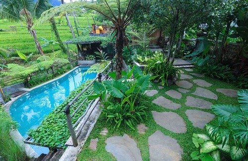 Sukasada Villa | Tranquil, 4 Bedroom Villa with Rice Terrace View