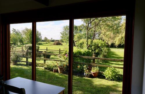 Northmoor Green House | Tranquil and cosy cottage on the Somerset Levels