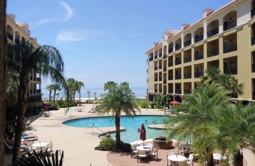 Henderson Point Condo | Tranquil and freshly decorated; on secluded beach-minutes to Bay St. Louis!