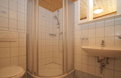 Rauris Apartment | Tranquil Apartment in Rauris near Rauriser Hochalmbahnen