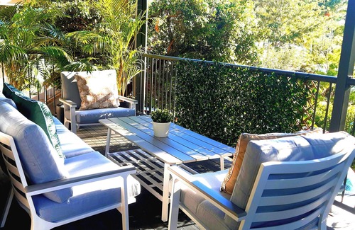 Buderim Villa | Tranquil Bali Inspired Villa. Buderim plus 5 mins from Mooloolaba Oceanfront.