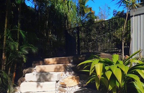 Buderim Villa | Tranquil Bali Inspired Villa. Buderim plus 5 mins from Mooloolaba Oceanfront.