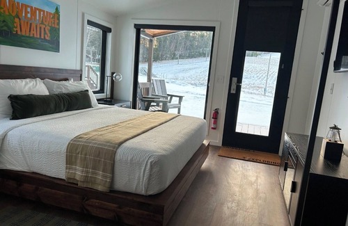 Iron Mountain Hotel | Tranquil Cabin Perfect for Adventurous Outdoor Escapes Near Local Attractions