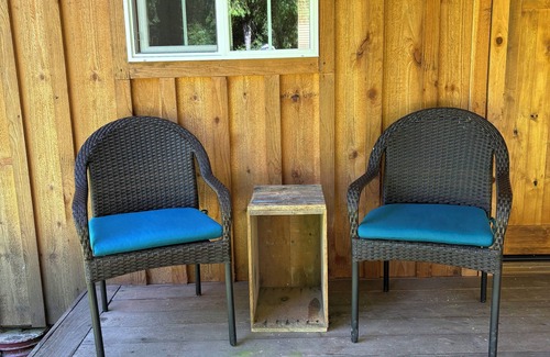 Hockinson Cabin | Tranquil cabin with WiFi in Brush Prairie