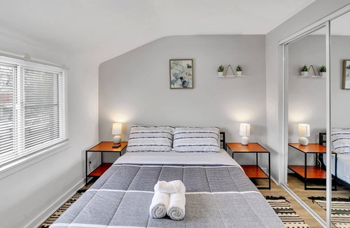 Bellevue House | Tranquil City Escape