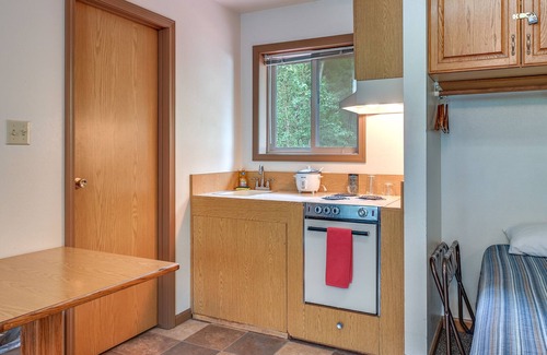 Cooper Landing Apartment | Tranquil Cooper Landing Studio w/ Mountain Views!