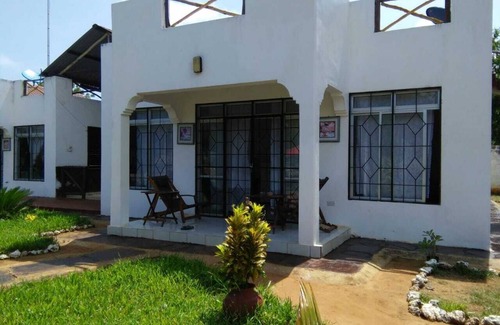 Kilifi Cottage | TRANQUIL COTTAGE TWO