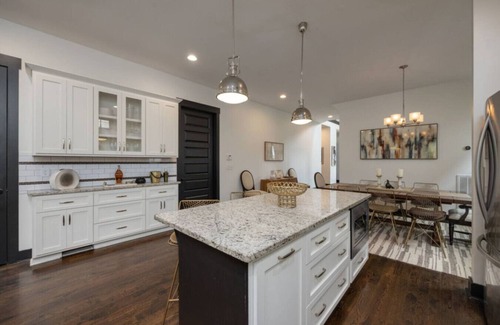 Historic Edgefield Apartment | Tranquil East Nash Escape - Pool Table