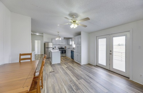 Elgin House | Tranquil Elgin Getaway w/Private Deck & Patio!