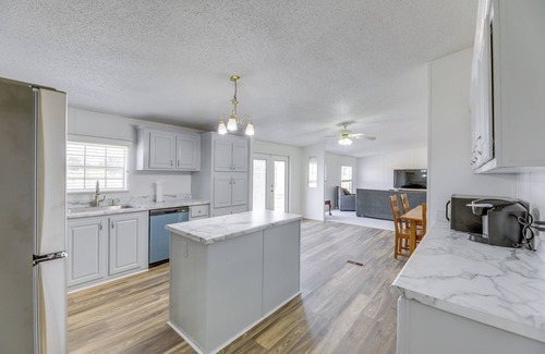 Elgin House | Tranquil Elgin Getaway w/Private Deck & Patio!