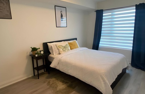 Barrie Condo | Tranquil Haven: Whispering Pines