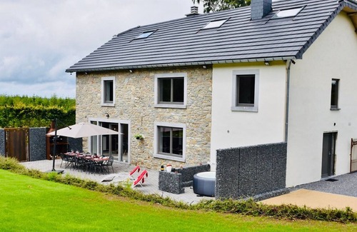 Manhay House | Tranquil Holiday Home in Manhay with near Ski Area