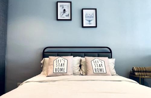 Shah Alam House | Tranquil Homes at i-City - WiFi TV Box & 1 Carpark