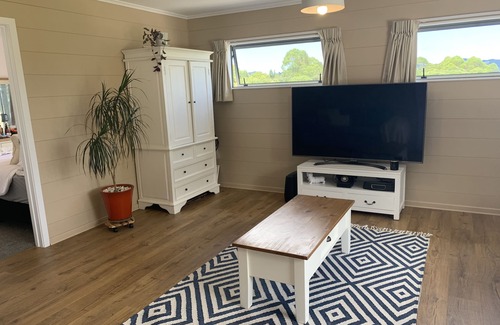 Whangarei House | Tranquil House and Cabin rural setting minutes from city - Sea View