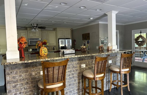 Eatonton House | Tranquil lake GET-A-WAY