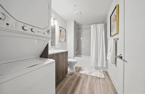 Walluga Apartment | Tranquil Lake Oswego Luxury Studio