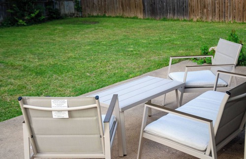 South Arlington House | Tranquil Nest
