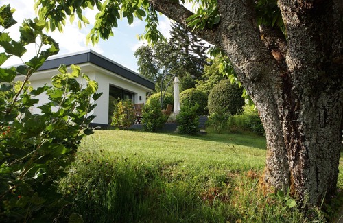 Limbach Apartment | Tranquil oasis with great distant views in the middle of nature
