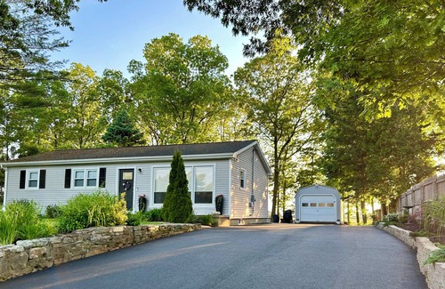 Old Saybrook House | Tranquil property, amazing sunsets!