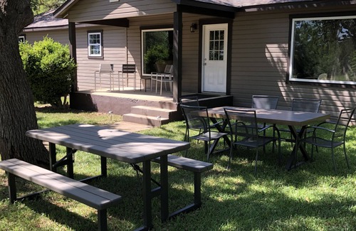 Bulverde House | Tranquil ranch for up to 20 people, near San Antonio attractions! Premier Host!