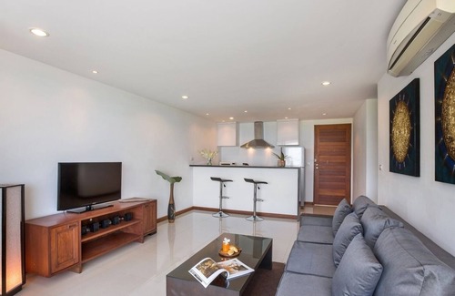 Maret Apartment | Tranquil Residence 2 - Sea View Apartment