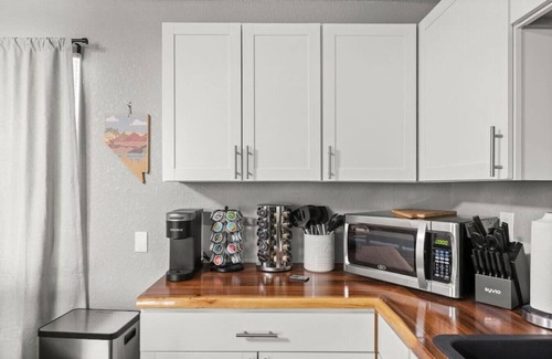 Fallon House | Tranquil Retreat: Cozy 2Bed, 1Bath Oasis in Fallon