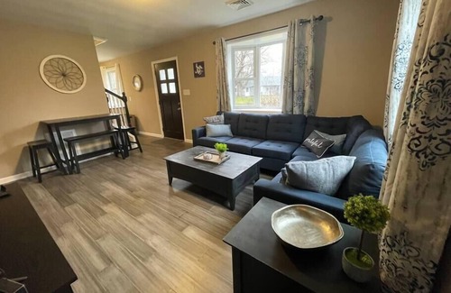Schenectady House | Tranquil Schenectady Getaway: 3BR Stylish Retreat