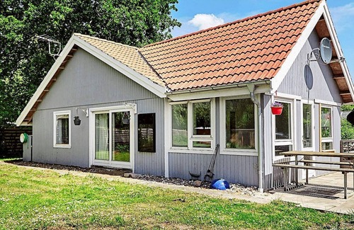 Store Fuglede House | Tranquil Seaside Haven-By Traum