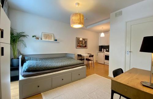 Helsinki Apartment | Tranquil studio near nature, free parking& wifi