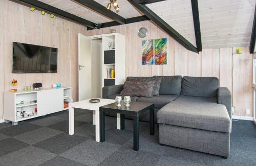 Toftum House | Tranquil Thatched Cottage on Romo-By Traum