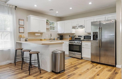 Turner Park House | Tranquil TU Getaway! EXPO/Route 66/Cherry St -3bd