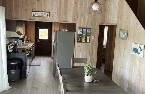 Hall Quarry House | Tranquil Views of Somes Sound and beautiful Sargent Mnt. at your door.