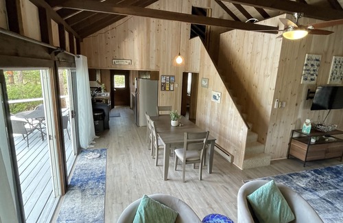 Hall Quarry House | Tranquil Views of Somes Sound and beautiful Sargent Mnt. at your door.