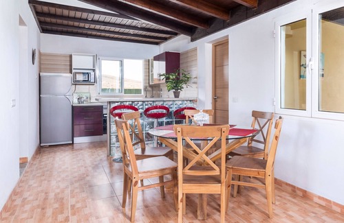 Tuineje Villa | Tranquil Villa Ralue with Pool, Terrace & Garden