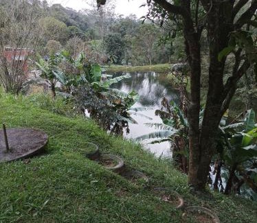 Capelinha House | Tranquilidade, Home office em Rancho Dini