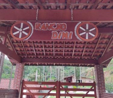Capelinha House | Tranquilidade, Home office em Rancho Dini