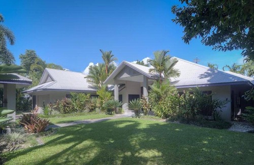 Craiglie House | Tranquility By The Course Port Douglas