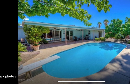 Tucson House | Tranquility by the pool at "Tuscany in Tucson".