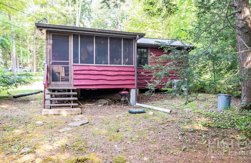Laporte Cottage | "Tranquility Cottage" is a quaint cottage on the West Side of Lake Mokoma