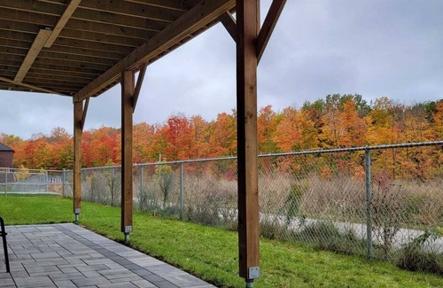 Innisfil House | Tranquility Haven in Barrie