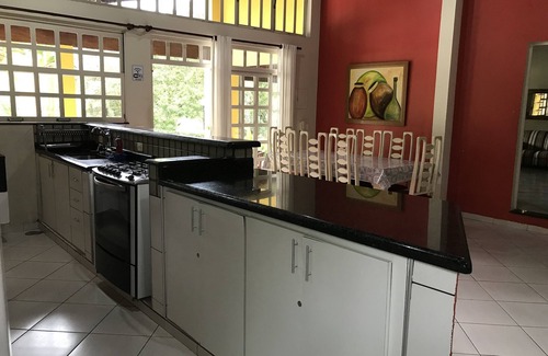 Parque Santa Tereza House | Tranquility, leisure! Ideal for relaxing, restricting parties/loud Wi-Fi ✅