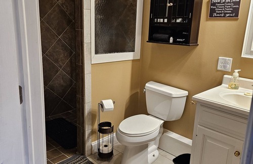 Dillsburg Apartment | Tranquility: near Carlisle, Harrisburg, Messiah, Lancaster, Hershey attractions