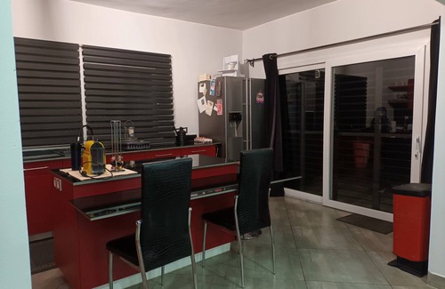 Analamanga House | Tranquillité et Modernité