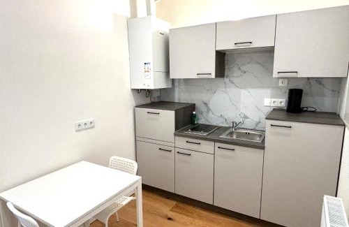 Neulerchenfeld Apartment | traumhafte Wohnung für 2, Walk In Dusche, extra Küche, Nespresso, zentral