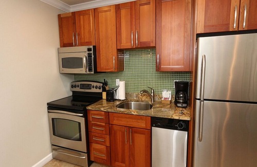 Bradenton Beach Condo | Travel Together, Stay Apart–Lockoff Units Steps to the Sand Units 6/7 by RVA